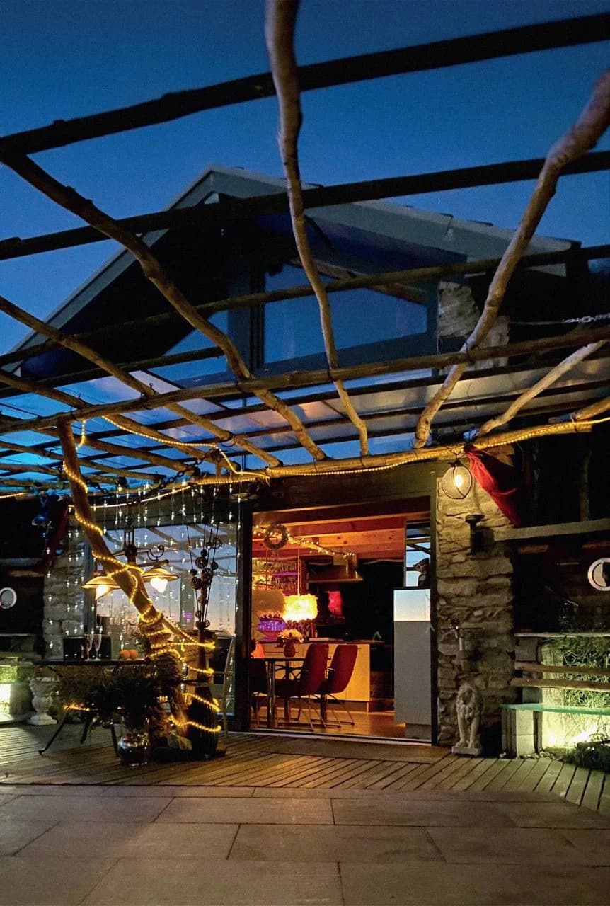 Rustico Genua Villa Terrace at Evening